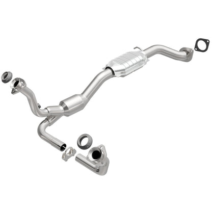 MagnaFlow Direct Fit Catalytic Converter 01-05 Chevy Blazer 4.3L 2WD