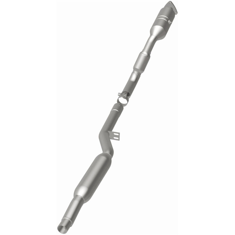 MagnaFlow Direct Fit Catalytic Converter 2005-2007 A6 QUATTRO 3.2L Underbody