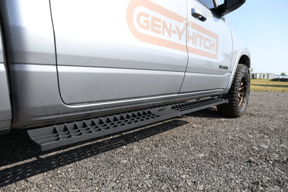 GEN-Y Hitch Gen-Y 20-25 GM 2500/3500 Standard Cab Running Boards