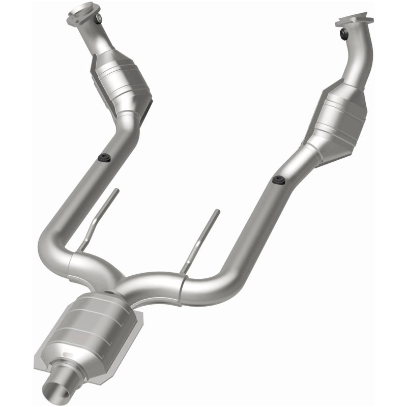 MagnaFlow Direct Fit Catalytic Converter Thunderbird-Cougar 95-96