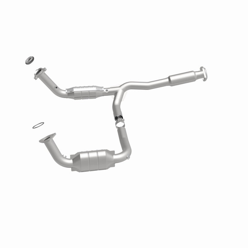 MagnaFlow Direct Fit Catalytic Converter 05-06 GMC Envoy XL Denali