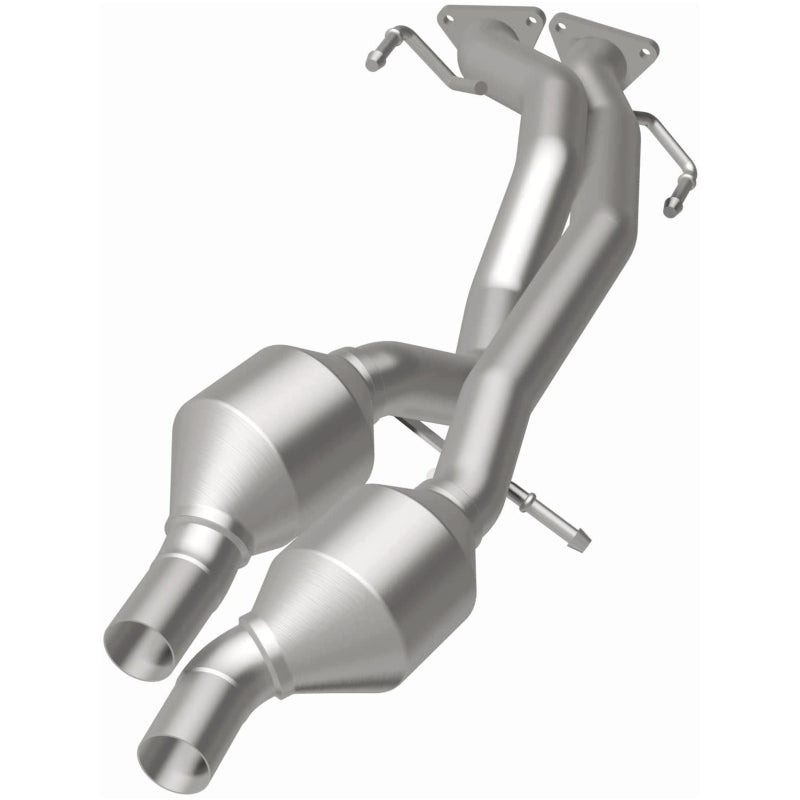 MagnaFlow Direct Fit Catalytic Converter 07 VW Touareg 3.6L Rear