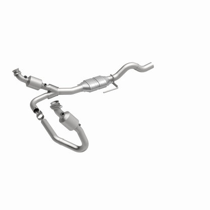 MagnaFlow Direct Fit Catalytic Converter 00-02 Dakota 3.9L