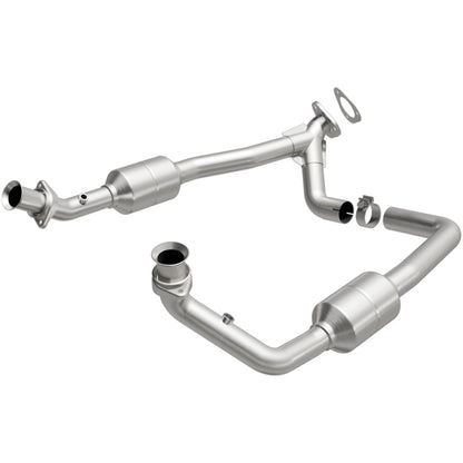 MagnaFlow Direct Fit Catalytic Converter 2002 Ford E-Series Vans 5.4L