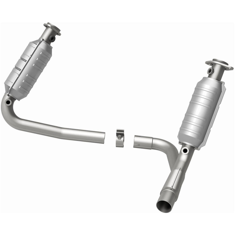 MagnaFlow 06 Mitsubishi Raider Direct Fit Catalytic Converter (California)