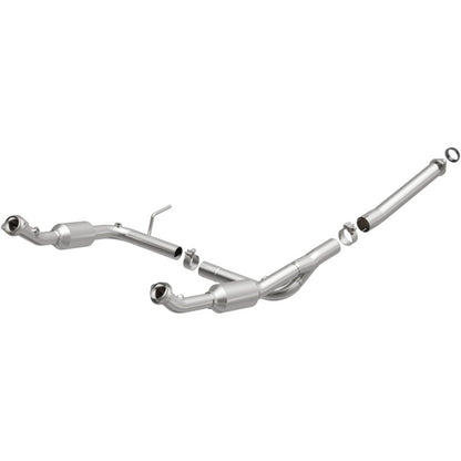MagnaFlow Direct Fit Catalytic Converter OEM 2004-2005 Ford Explorer/Mercury Mountaineer Underbody