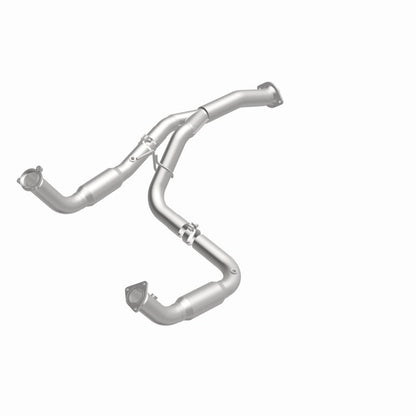 MagnaFlow 2011 Chevrolet Silverado 2500 HD 6.0L Direct Fit Converter