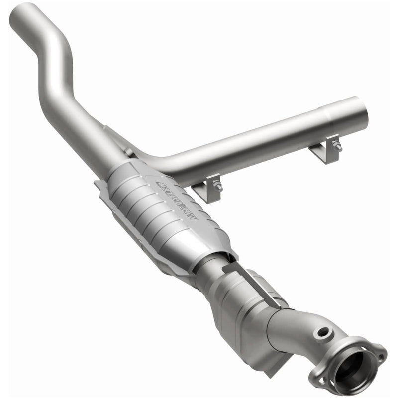 MagnaFlow Direct Fit Catalytic Converter 97-98 Ford Trucks 4.6L