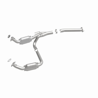 MagnaFlow Direct Fit Catalytic Converter Chevy Express 4.3L/5.4L