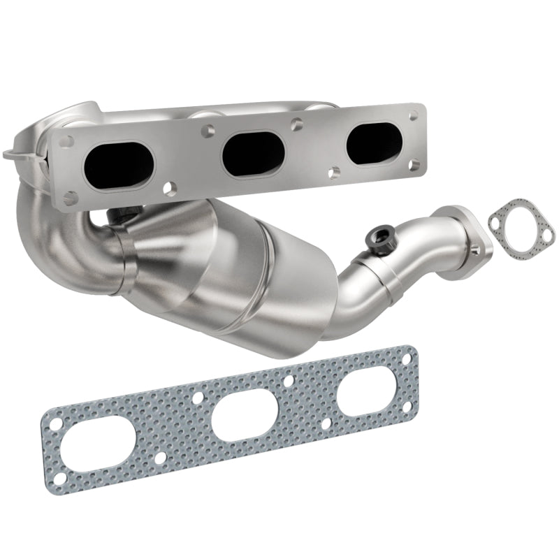 MagnaFlow Direct Fit Catalytic Converter BMW 5 99-00 Rear