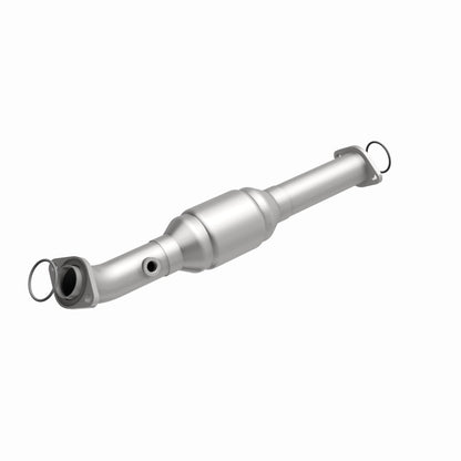 MagnaFlow Direct Fit Catalytic Converter 05-09 Toyota Tacoma 4.0L P/S Rear