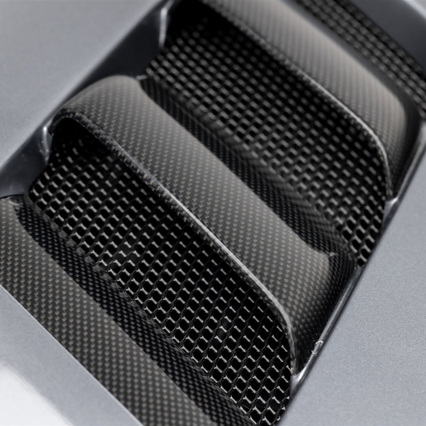 Vorsteiner BMV5655 V20 Aero Hood Carbon Fiber PP 1x1 Glossy | ML Performance