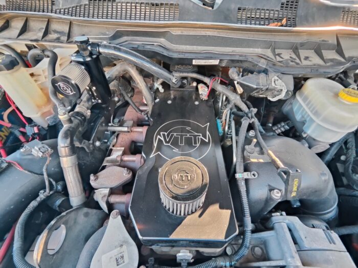 VTT-CUMMMINS-CRANKCASE-BREATHER Cummins 2007-2020 6.7 Billet One Way Crankcase Breather