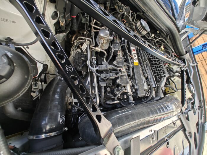 VTT-F9X-STRUT F9X X3/4M Billet Aluminum short Strut Braces