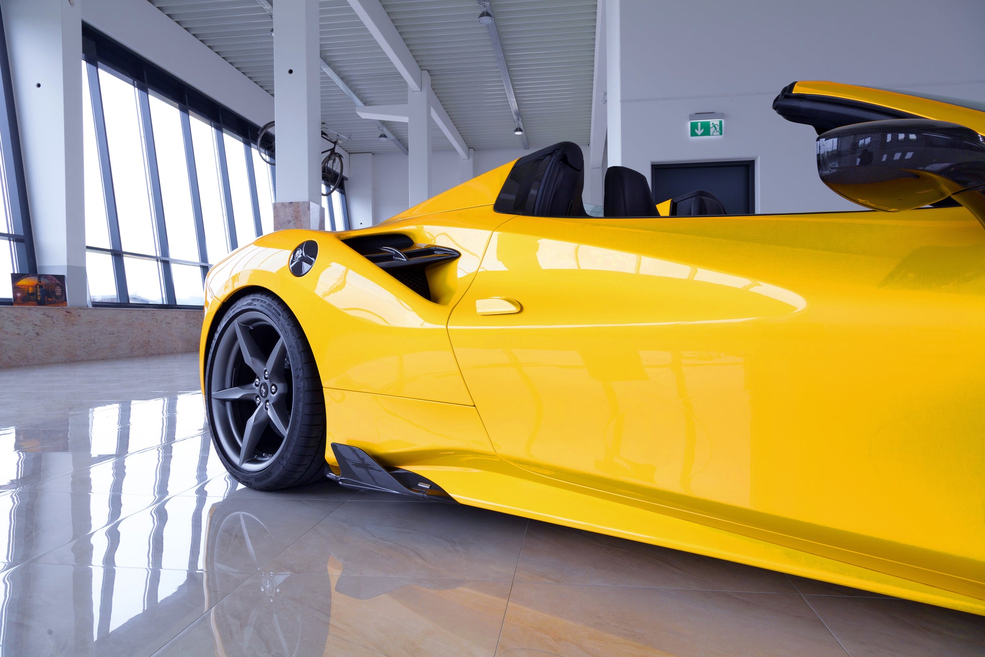 Capristo 03FE08710002LG Ferrari 488 Carbon Side Fins (with Adapters) 