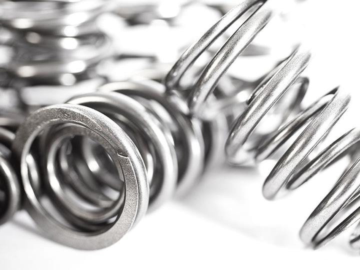 Integrated Engineering Supertech Audi 2.7T B5 C5 Valve Spring & Titanium Retainer Set (A6, Allroad, S4) ML Performance UK