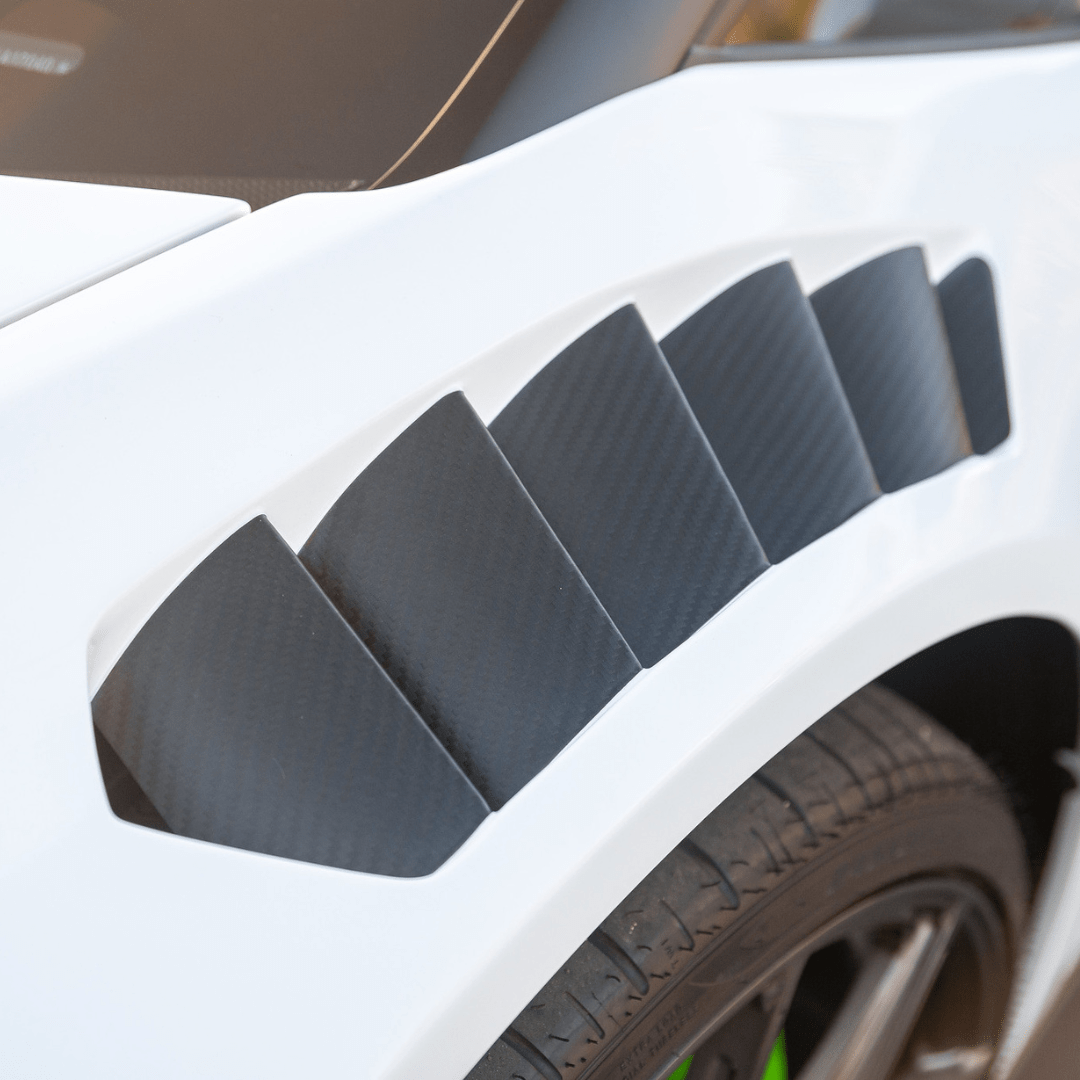 Vorsteiner 0940LOV Lamborghini Huracan Novara Edizione Aero Front Fenders w/Integrated Vents and Splash Shields (2x2 Gloss Carbon) | ML Performance