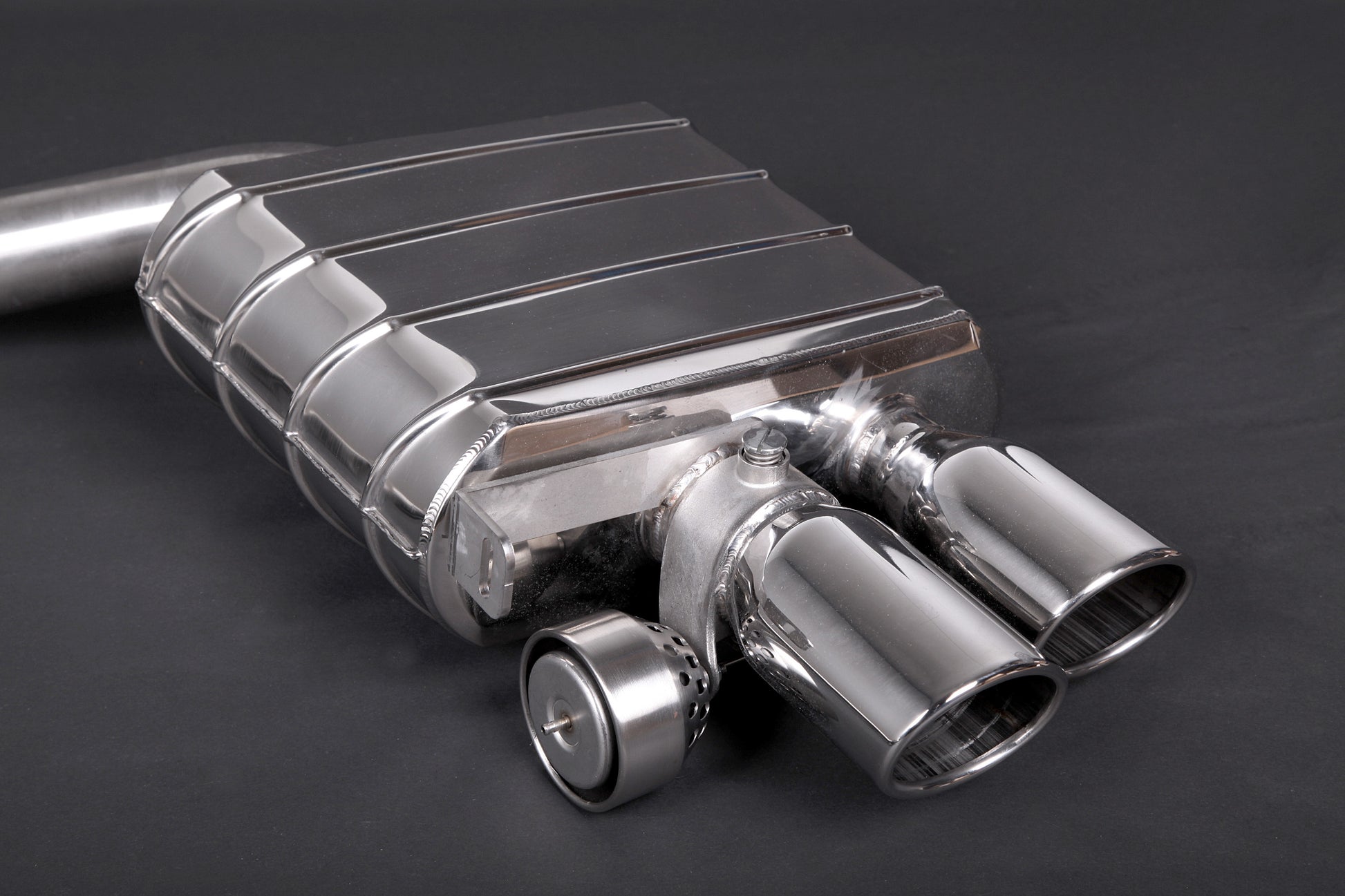 Capristo 02BM05503001 BMW Alpina B5 BiTurbo (F10) ECE Valved Mufflers (CES3) 
