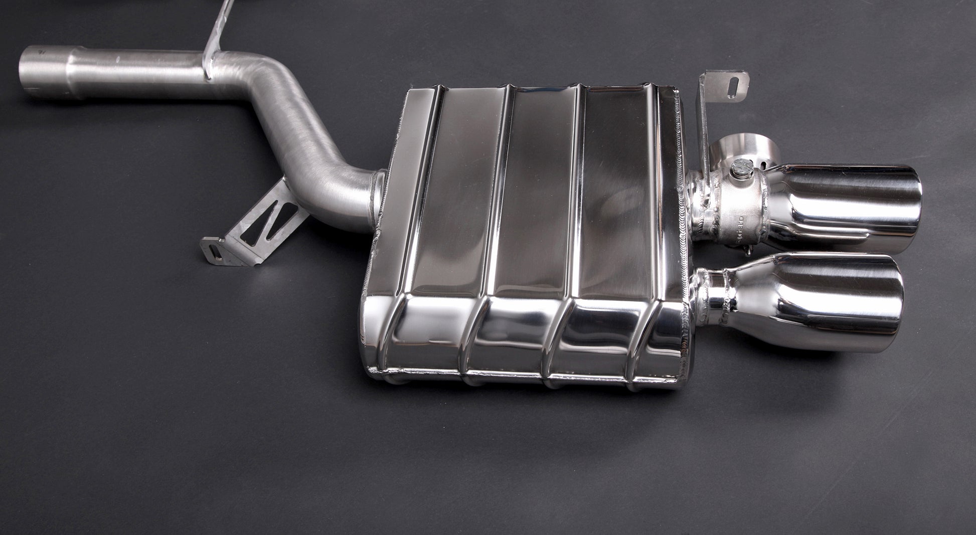Capristo 02BM05503001 BMW Alpina B5 BiTurbo (F10) ECE Valved Mufflers (CES3) 
