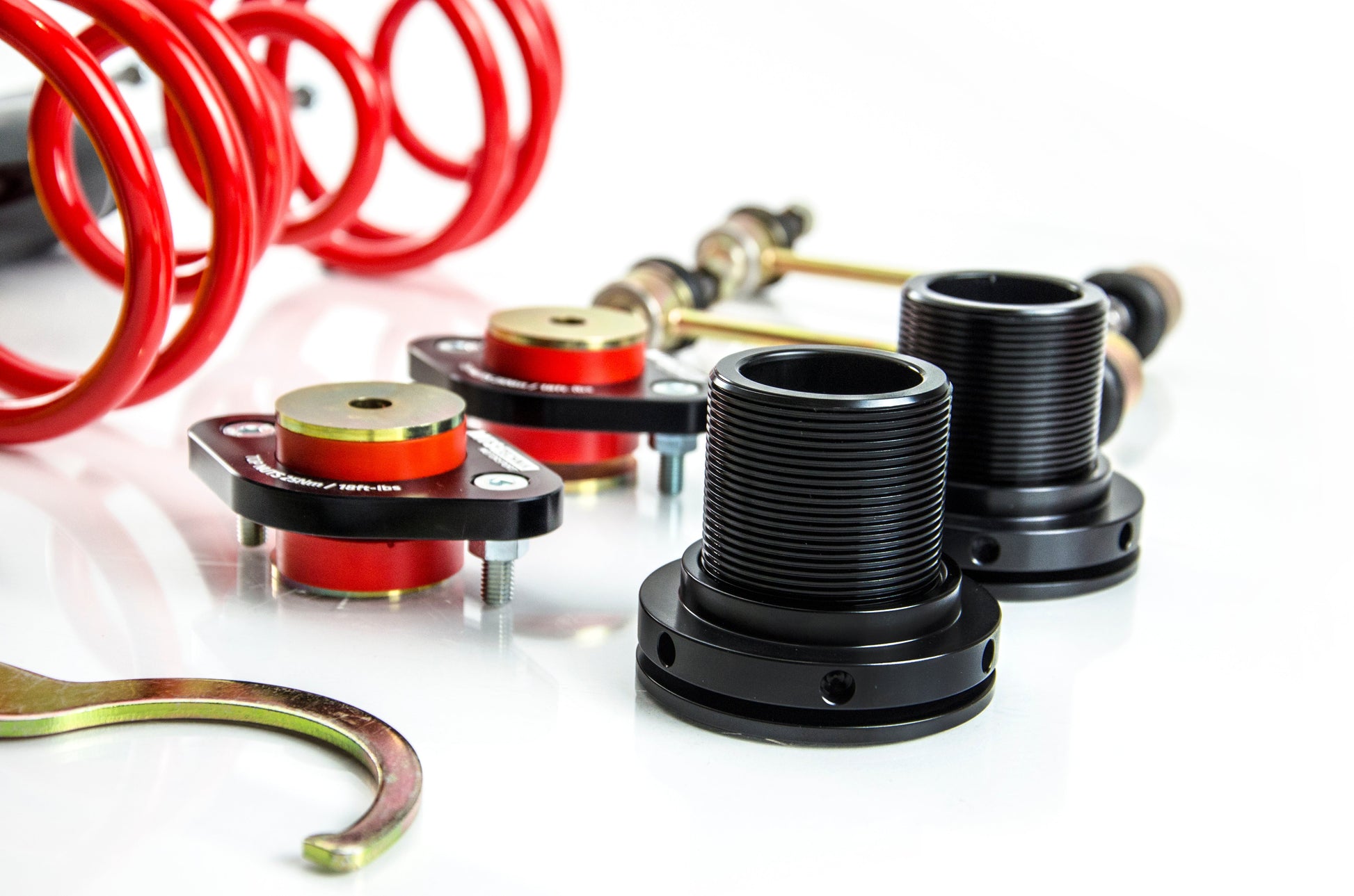 MTS Technik MTSGWBM119 STREET COILOVER KIT W/ CAMBER ADJUST TOP MOUNTS (GOLD) FOR BMW Z4 COUPE (E86)