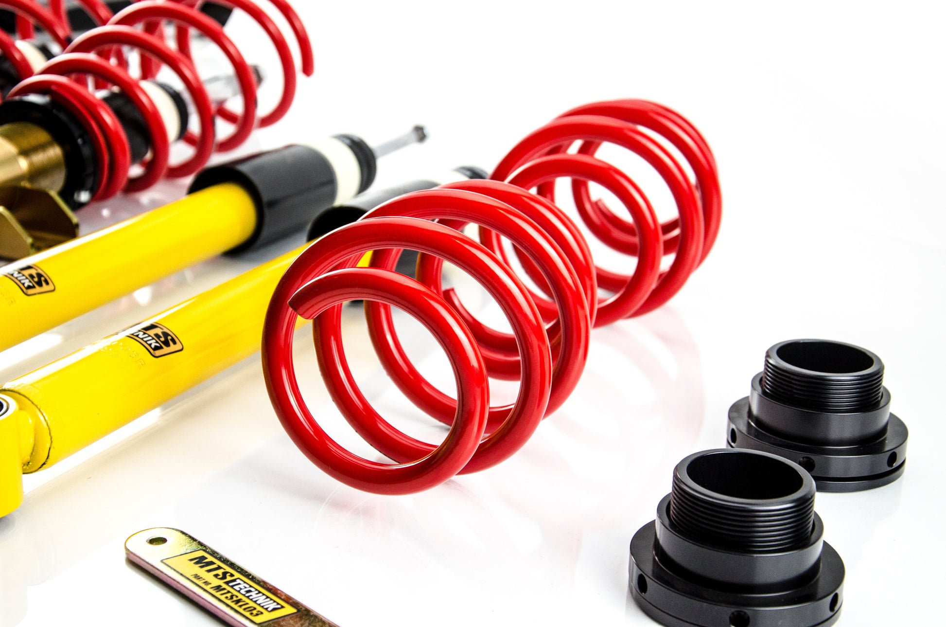 MTS Technik MTSGWMB03 STREET COILOVER KIT (GOLD) FOR MERCEDES-BENZ CLA SHOOTING BRAKE (X117)