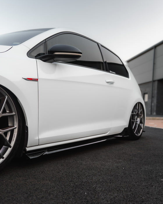 Zaero ZA-GOLF-75-SW VW GOLF, GOLF GTI & GOLF R MK7 / MK7.5 EVO-1 GLOSS BLACK SIDE SKIRTS