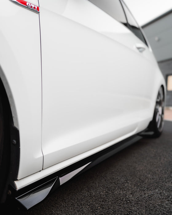 Zaero ZA-GOLF-75-SW VW GOLF, GOLF GTI & GOLF R MK7 / MK7.5 EVO-1 GLOSS BLACK SIDE SKIRTS