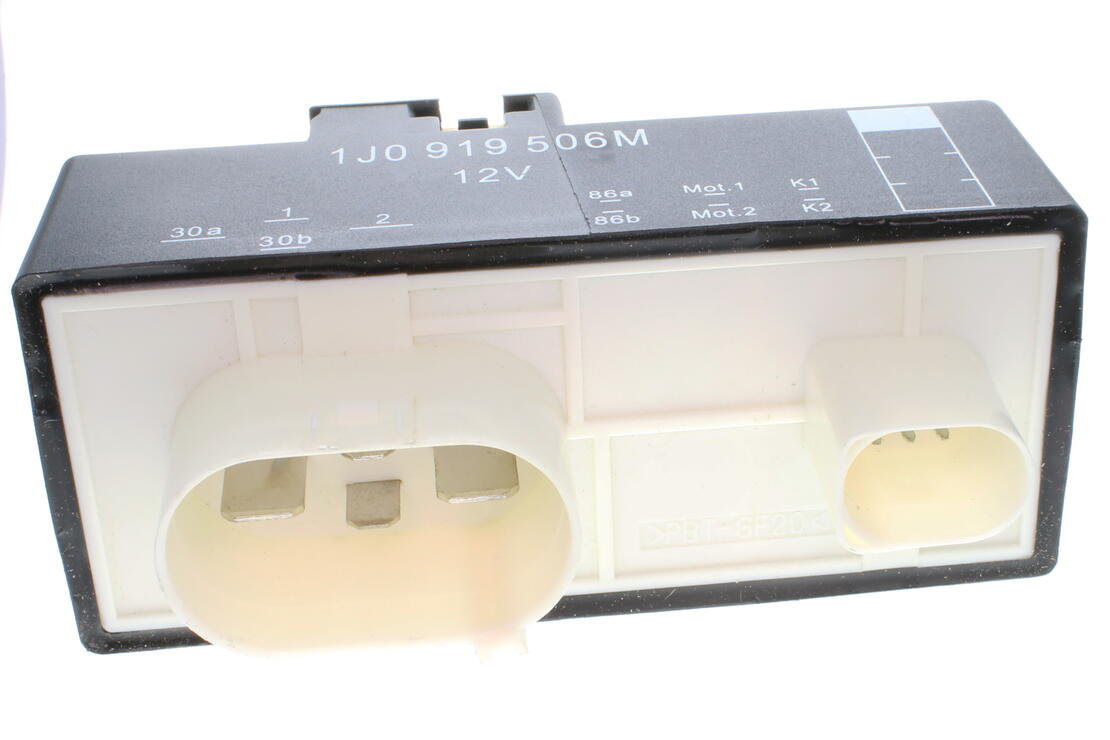 VEMO V15-71-0035 Relay, Radiator Fan Run-On | ML Performance Car Parts