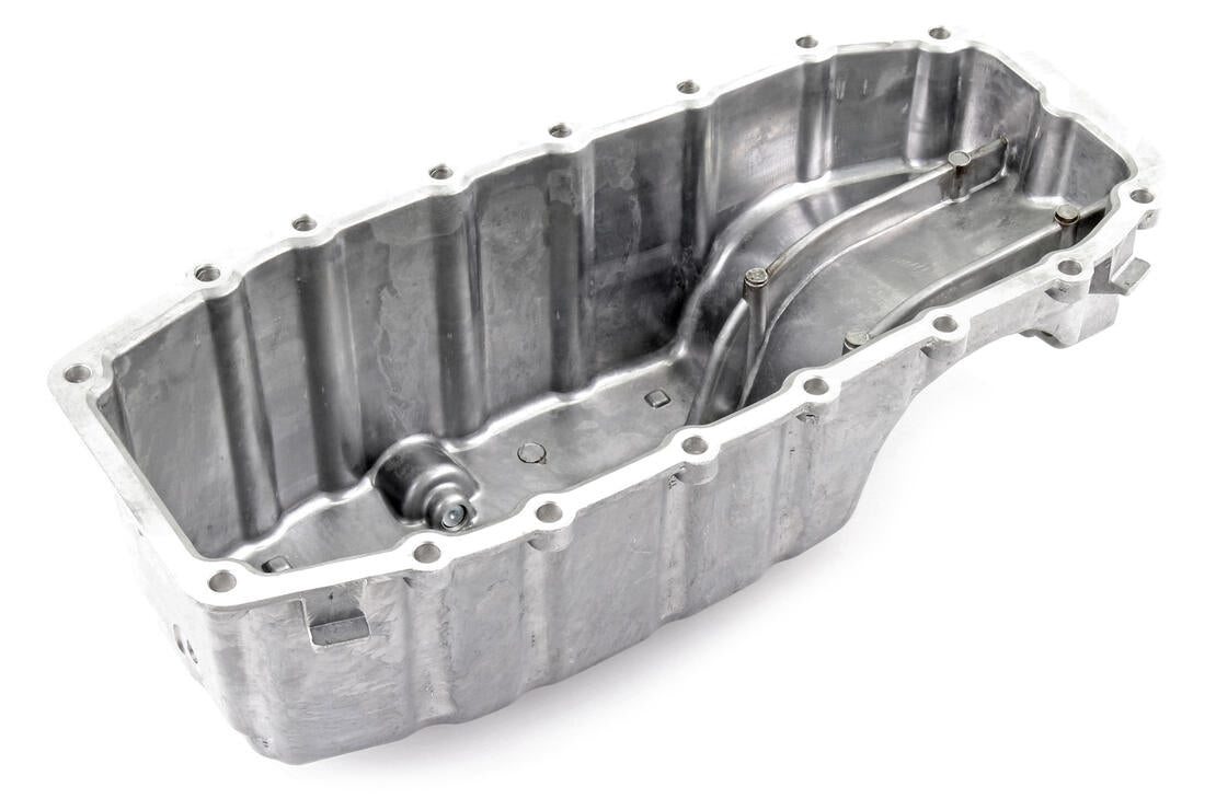 VAICO V240747 Oil Sump | ML Performance Car Parts