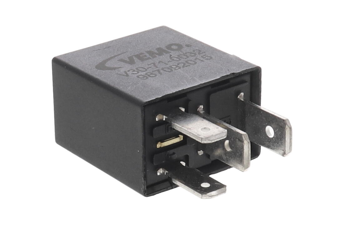 VEMO V30-71-0032 Relay, Fuel Pump