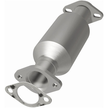 MagnaFlow Direct Fit Catalytic Converter California Grade 87-90 Mitsubishi Van 2.4L