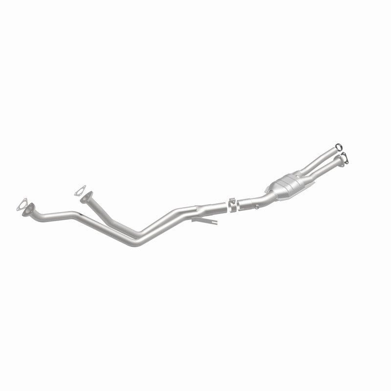 MagnaFlow Direct Fit Catalytic Converter BMW 80 88