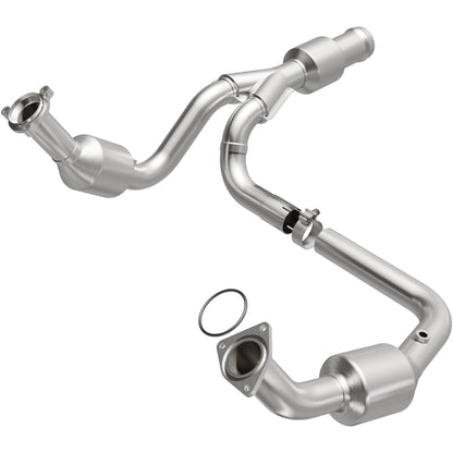MagnaFlow 11-15 GMC Yukon 6.2L Direct Fit Converter