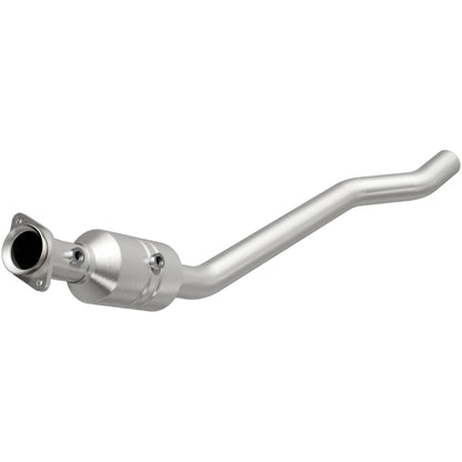 MagnaFlow Direct Fit Catalytic Converter 2011 Grand Cherokee 5.7L DS