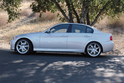Dinan 07-11 BMW 335i/335xi (E90) Free Flow Axleback Exhaust System - Black Tips