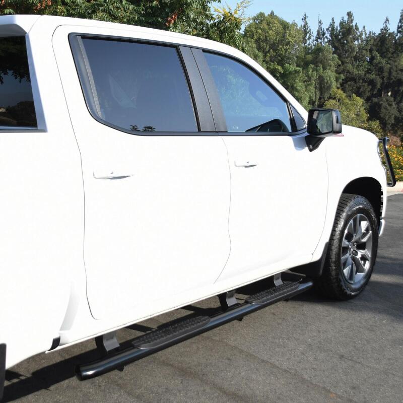 Westin 2019-2026 Chevy Silverado/Sierra 1500 Crew Cab Non LD PRO TRAXX 4 Oval Nerf Step Bars - Black