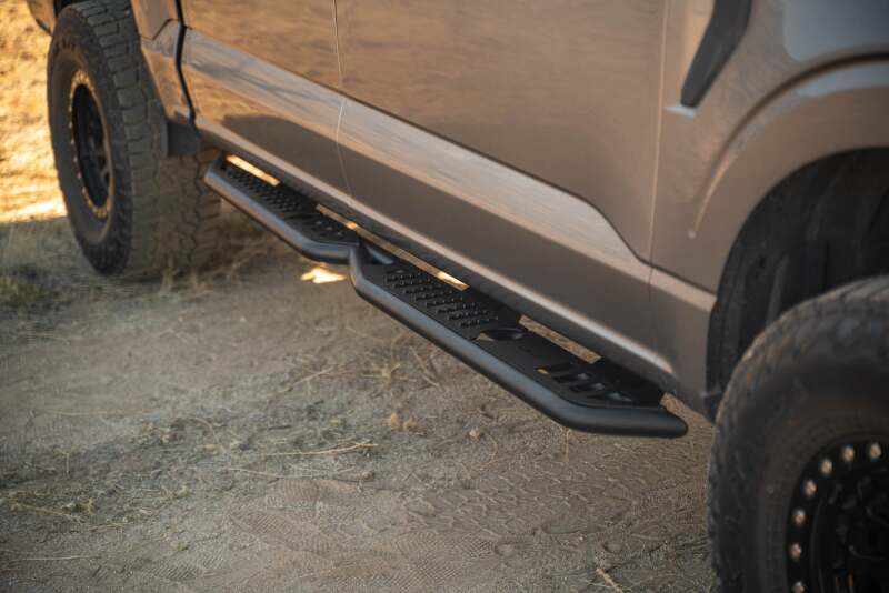 DV8 Offroad DV8 15-24 Ford F-150 Crew Cab - OE Plus Side Steps
