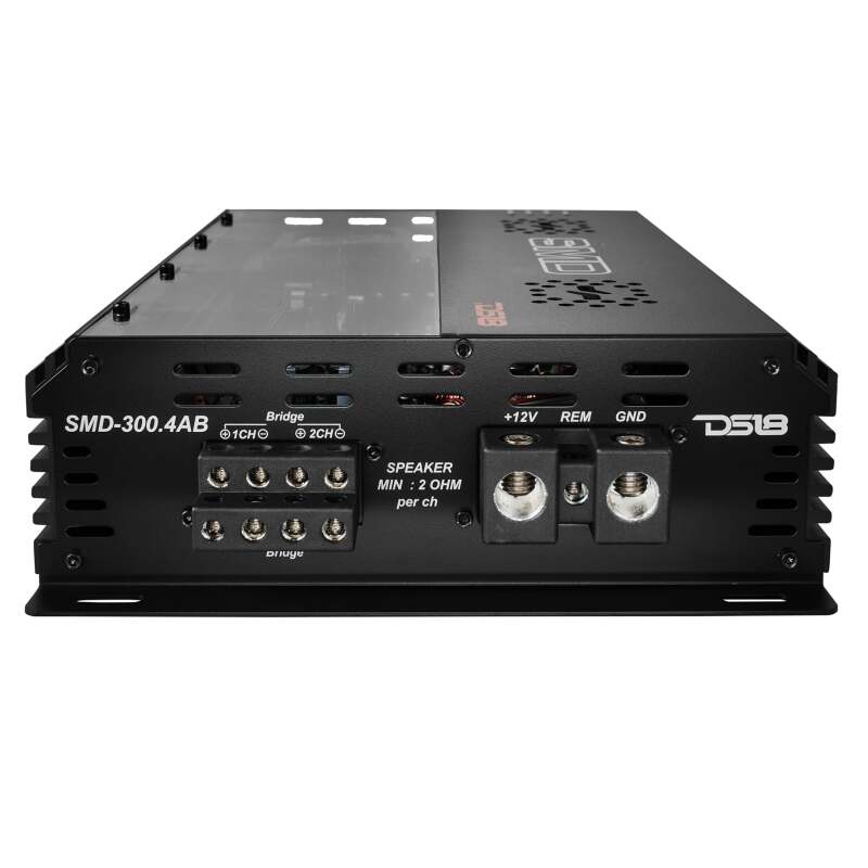 DS18 Steave Meade Colab 4-Channel Amp Class A/B 2x600/4ohm Bridge 4 x 300/2ohm 4x200/4ohm Watts LED
