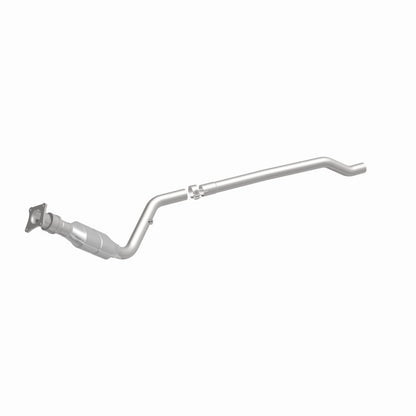 MagnaFlow Direct Fit Catalytic Converter 96-00 Caravan 3.0L