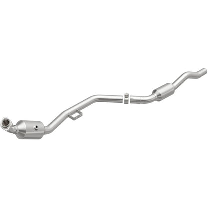 MagnaFlow Direct Fit Catalytic Converter 07-09 Mercedes E350 3.5L