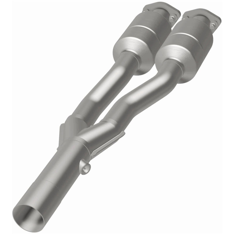 MagnaFlow Direct Fit Catalytic Converter 01-05 Audi TT Quattro 1.8L