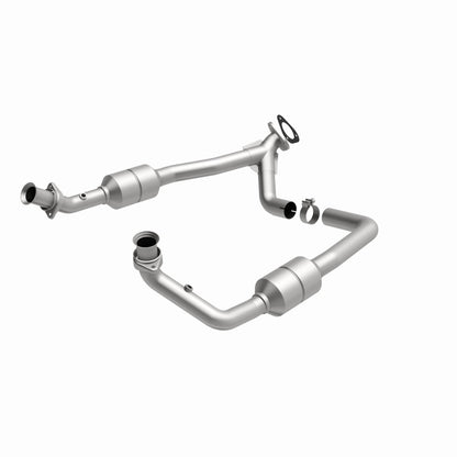 MagnaFlow Direct Fit Catalytic Converter 2002 Ford E-Series Vans 5.4L
