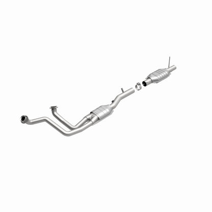 MagnaFlow Direct Fit Catalytic Converter 96 Ford F-150 4.9L