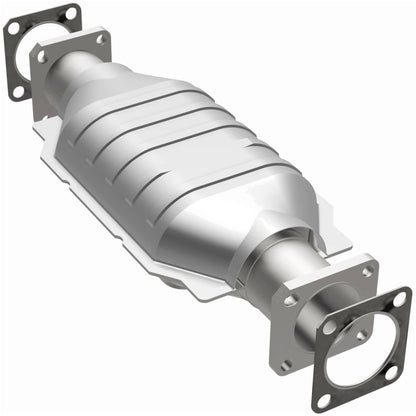 MagnaFlow Direct Fit Catalytic Converter Chevrolet-Isuzu 82 8