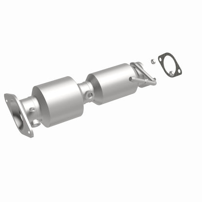 MagnaFlow Direct Fit Catalytic Converter 13-15 Hyundai Veloster 1.6L Underbody