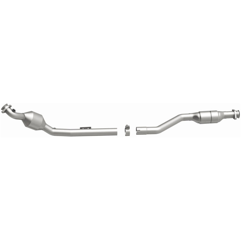 MagnaFlow Direct Fit Catalytic Converter 00-02 Mercedes E430 4.3L