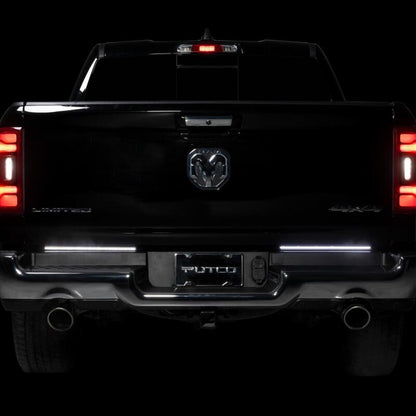 Putco 09-22 Jeep Wrangler JK/19-22 Ram 1500/2500 18in Split Red Light Blade Direct Fit Kit Red/White