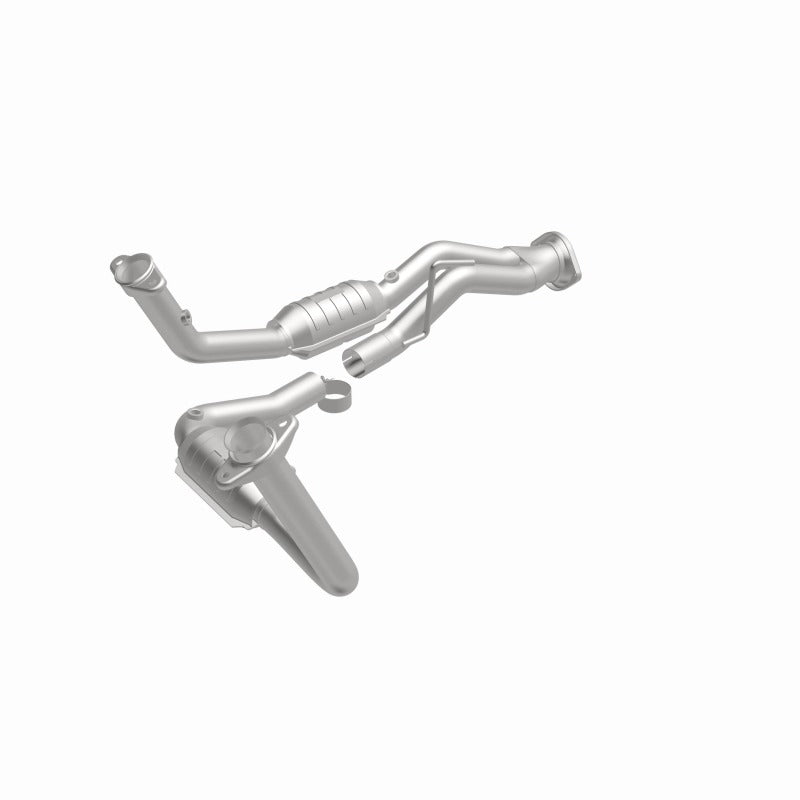 MagnaFlow Direct Fit Catalytic Converter 07-08 Jeep G/C OEM