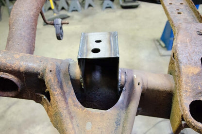 Rustbuster Front Bed Mount Right Side