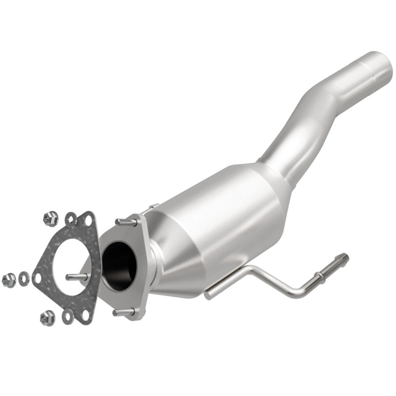 MagnaFlow Direct Fit Catalytic Converter 04-06 Porsche Cayenne 3.2L